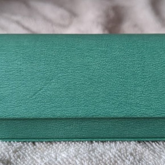 10% OFF - Vintage GUESS Plastic Eyeglass Frames with Clip-on Sun Shades c 1990s - Picture 14 of 14